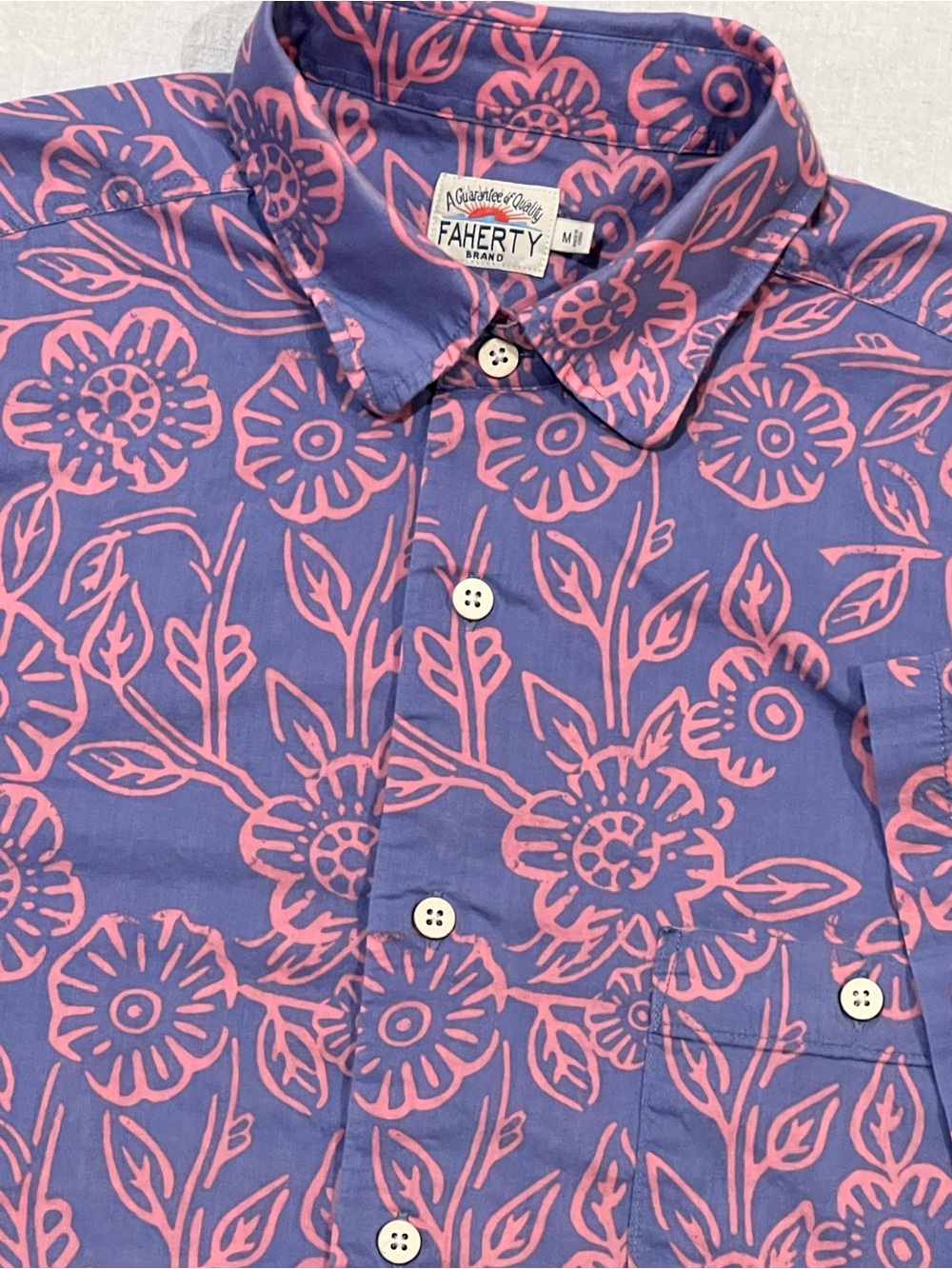 Faherty Shirt Cotton Poppy Reverse Print Coast Retro Vibe Hawaiian Size Medium